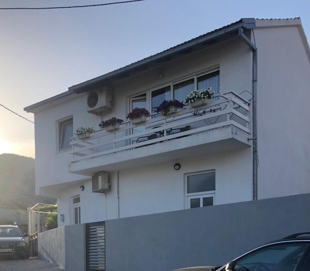 Apartmani Andric 트레빈예 외부 사진